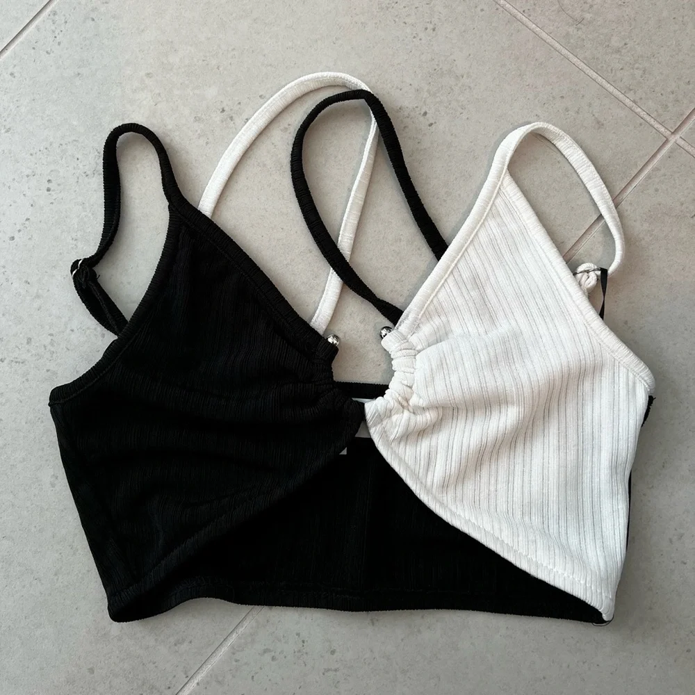 Top - Picture 2 of 2